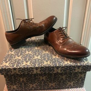 Men’s Dress She’s 9.5